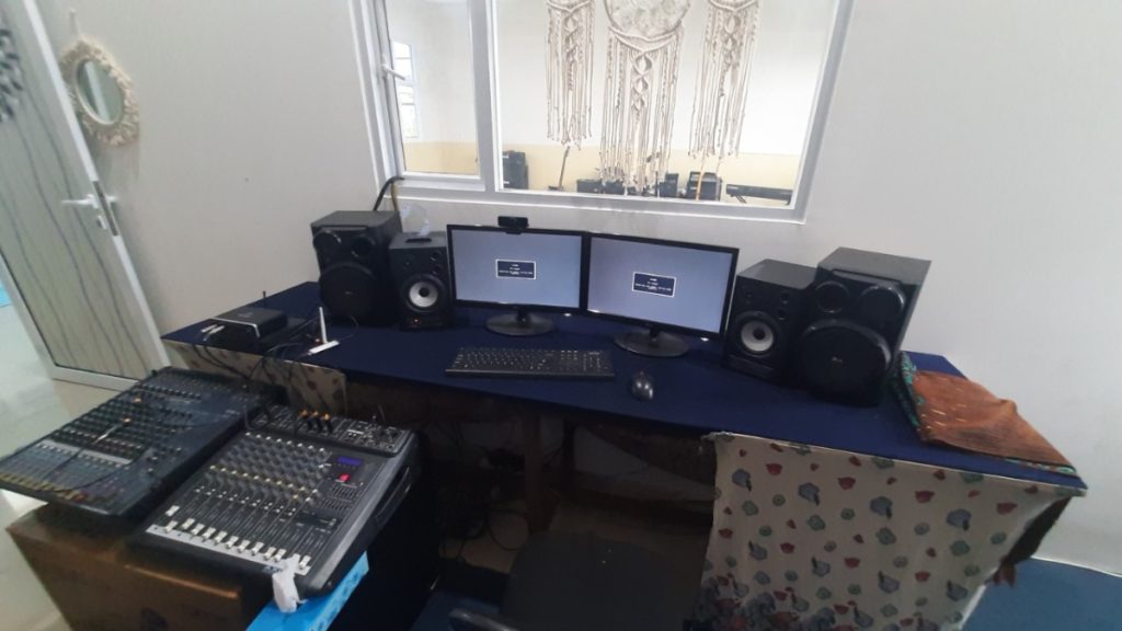 studio musik 2